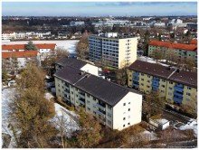 Au�enansicht - MITTEN IN PLANEGG - gepflegte, vermietete 3-Zimmer-Wohnung