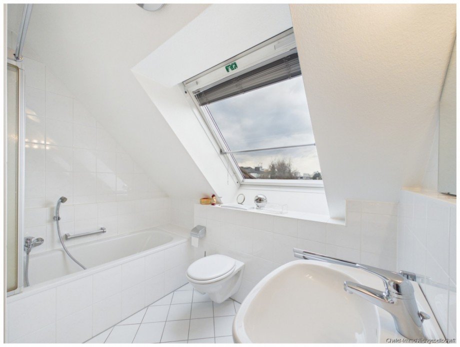 Badezimmer im Dachgeschoss Maisonettewohnung M�nchen