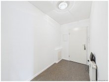 Flur Gro�z�gige 1-Zimmer Wohnung mit Balkon - Ruhige Lage zum Wohlf�hlen