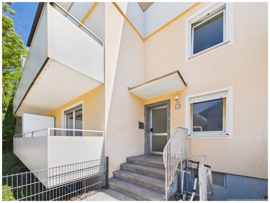 Ansicht Haus Erdgeschosswohnung Unterhaching