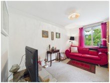 Kinderzimmer 1 GARTENMAISONETTE, 4-Zimmer-Wohnung mit S�dterrasse, Hobbyraum und Gartenanteil