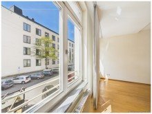 Blick auf die Adalbertstr. ZWISCHEN SIEGESTOR & UNIVERSIT�T - Moderne B�rofl�che in TOP-Lage zu verkaufen!