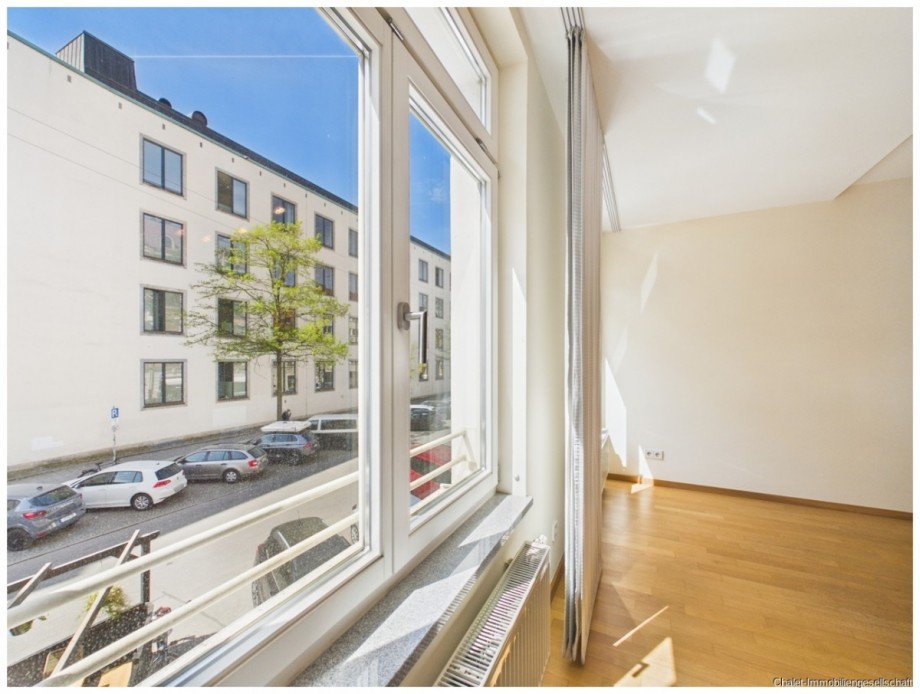 Blick auf die Adalbertstr. B�rofl�che M�nchen