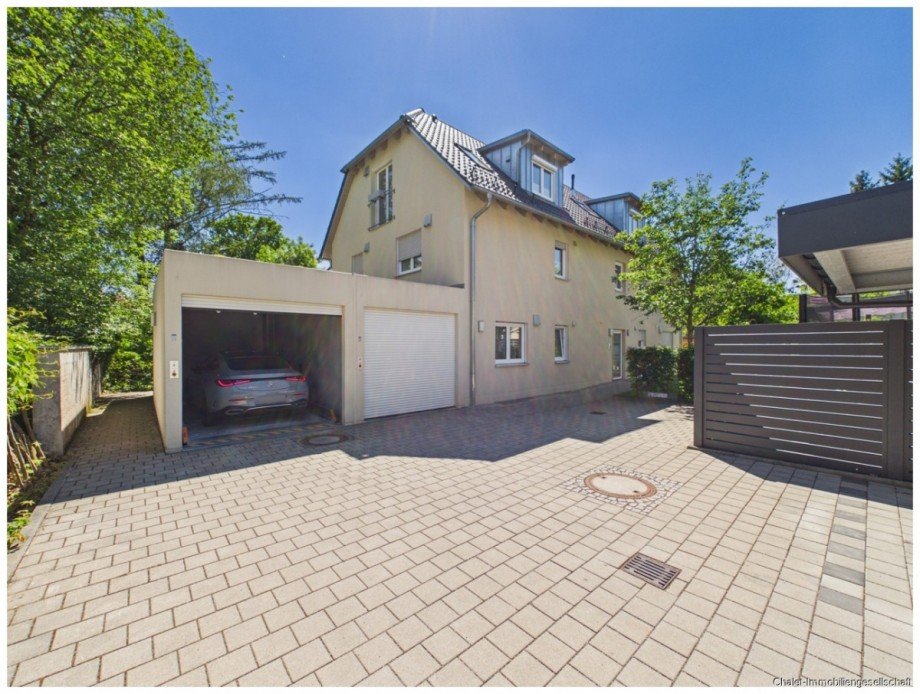 Garage am Haus Dachgeschosswohnung M�nchen