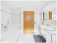 Badezimmer GARTEN MAISONETTE - Sonnige Maisonettewohnung in M�nchen Sendling