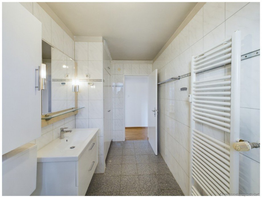 Bad Etagenwohnung M�nchen / Fasangarten