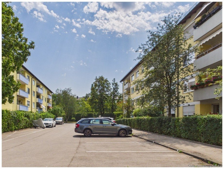Hof vor dem Geb�ude Etagenwohnung Planegg