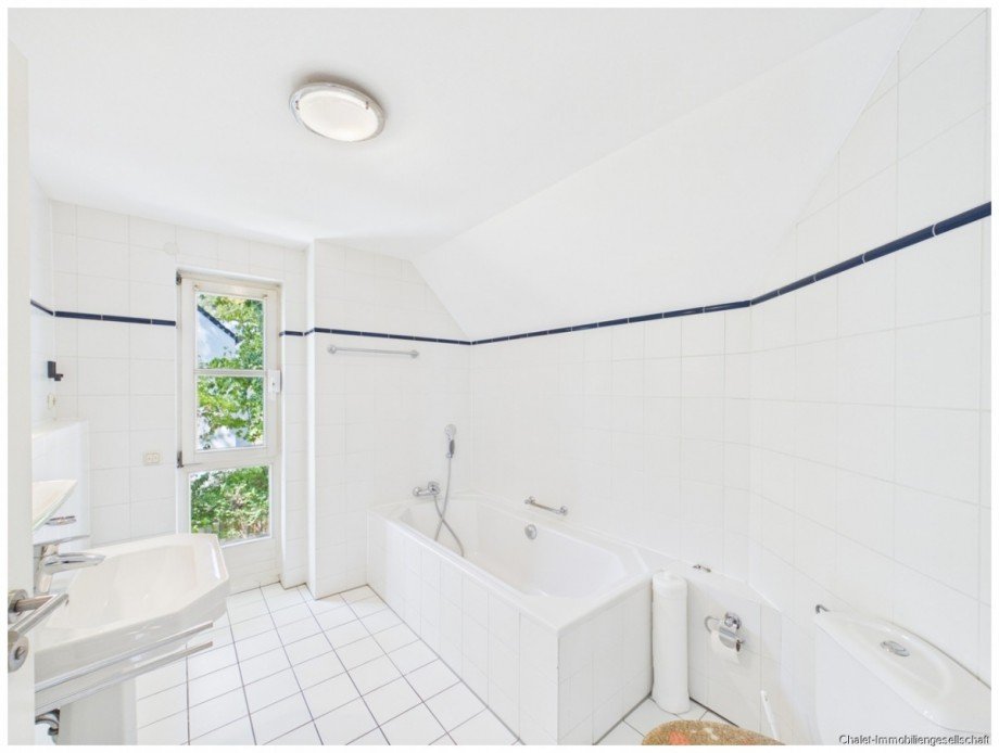 Badezimmer mit Wanne Einfamilienhaus M�nchen / Obermenzing