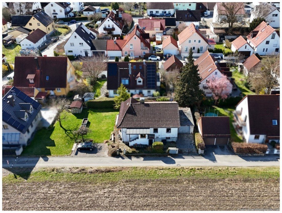 Blick auf das Grundst�ck Wohngrundst�ck Karlsfeld