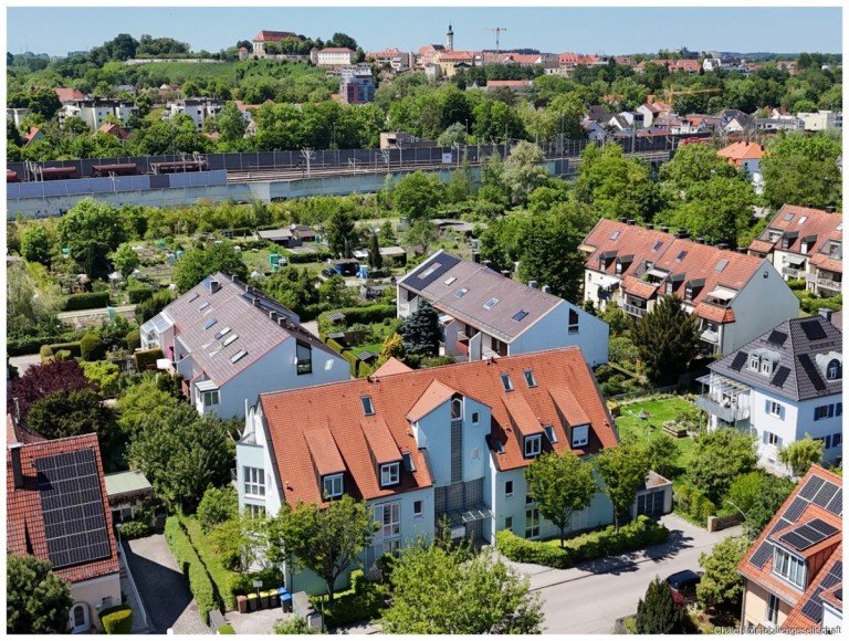 Blick �ber das Geb�ude Dachau Etagenwohnung Charmantes Wohnen mit Terrasse und Wohlf�hlambiente - gepflegte 3-Zimmer-Wohnung in Dachau
