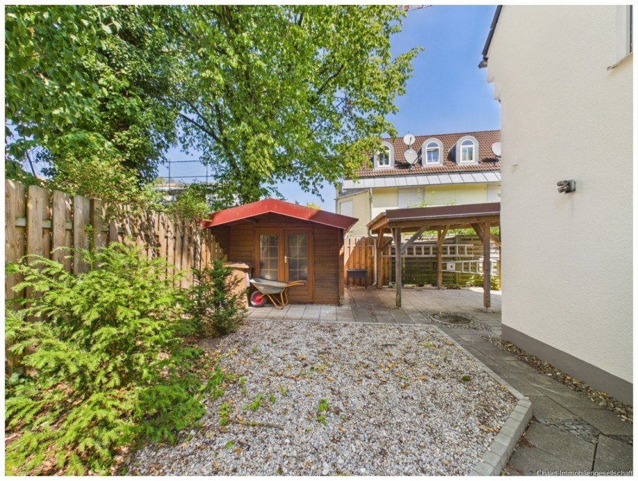 Carport und Gartenhaus Einfamilienhaus M�nchen / Obermenzing