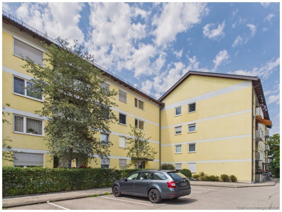 Ansicht Haus Etagenwohnung Planegg
