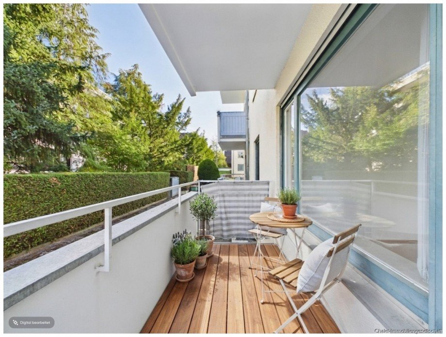 Balkon mit Einrichtungsvorschlag Etagenwohnung M�nchen