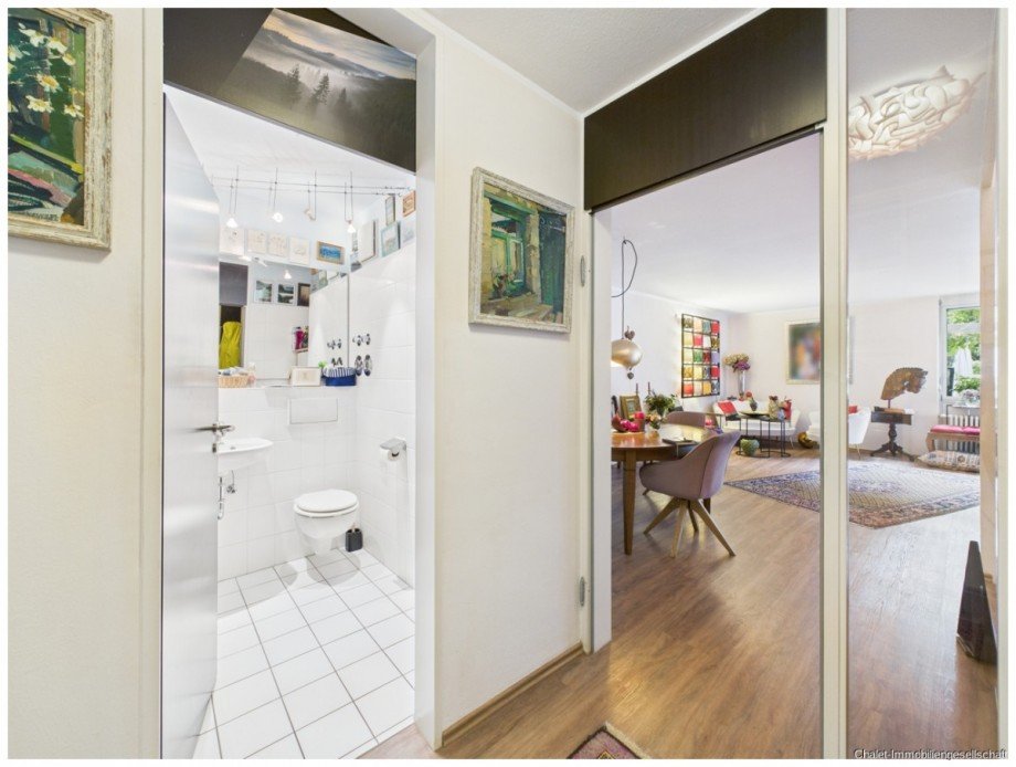 Diele mit G�ste WC im Erdgeschoss Erdgeschosswohnung M�nchen